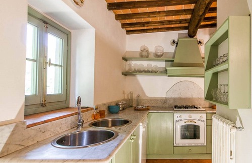 Poggio Alla Croce House | Il Bracconiere, luxury in Chianti - Wifi, swimming pool, parking