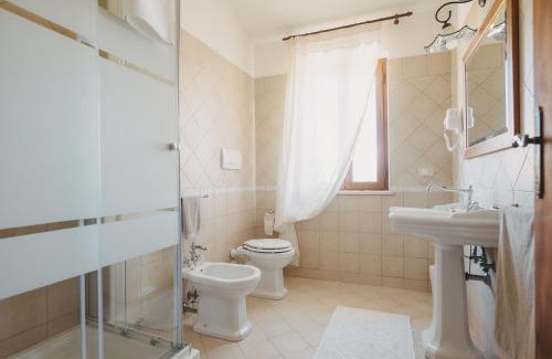 Stipes House | [Il Casale] Lago Turano quattro camere a un'ora da Roma