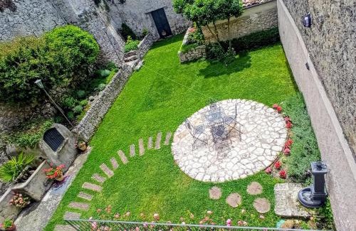 Vicalvi House | Il Falconiere