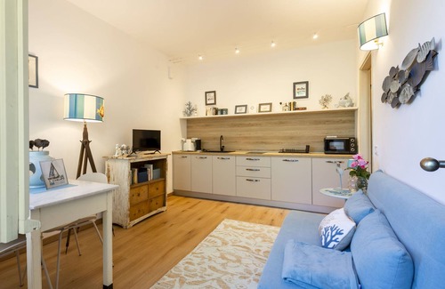 Carcioni Apartment | Il Gianlupo Azzurro by Interhome