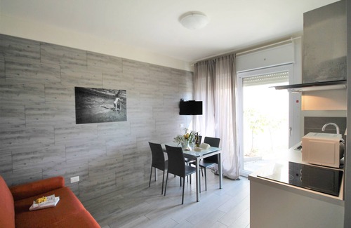 Celle Ligure Condo | Il Limone - 1 - Residence Felice - 14 accommodations 300 meters from the ma