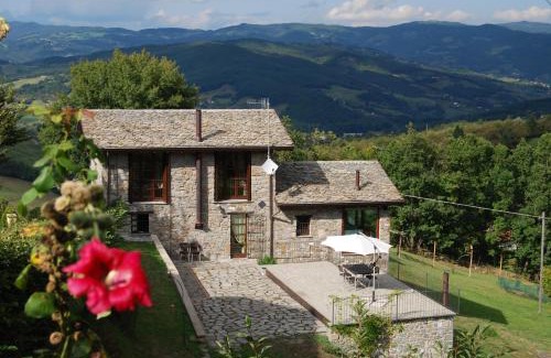 Albareto Apartment | Il Paradiso monolocale Cottage