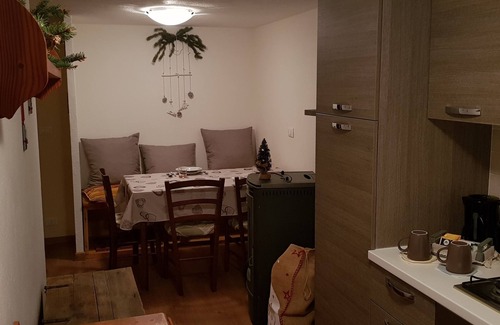 La Salle Apartment | Il Piccolo Arco two-room apartment
