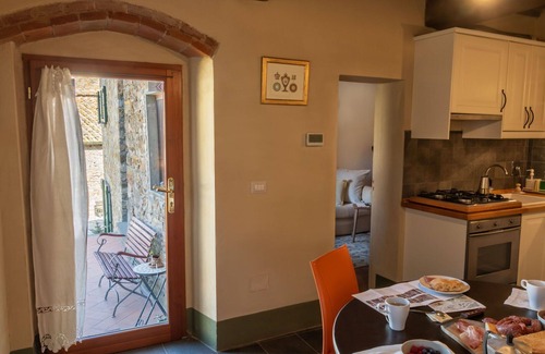 Pergine Valdarno House | IL PIGIONALE, Private house in Authentic Tuscan Village