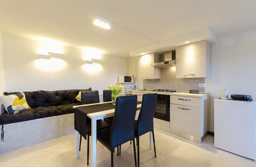 San Lorenzo della Costa Apartment | "Il Rifugio di San Massimo" splendid apartment at the ground floor