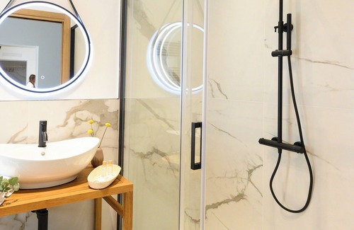 Illasi House | ILLASI DREAM ROOMS