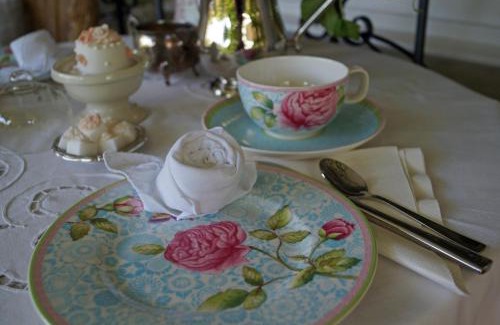 Wolfhausen Bed & Breakfast | Im Röseligarten