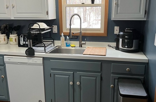 Tunkhannock Township House | IML -NearJim Thorpe-Pets Allowed🐕🦺 Free, Sleeps10