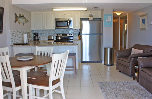 Daytona Beach Shores Condo | *Immaculate Ocean Front Condo w/great Rates at the Sunglow* in Daytona Beach