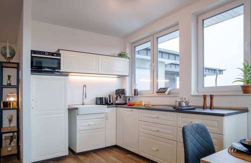 Bergneustadt Apartment | Immo-vision: Penthouse - Sauna - Jacuzzi - BBQ - See