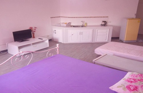 Ban Mai House | Impact Don Mueang Bangkok Guest House