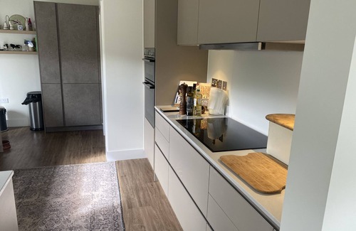 Clyst St Mary House | Impeccable 3-Bed House - Topsham, Exeter
