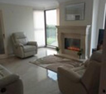 Buncrana House | Impeccable 5-Bed Cottage in fahan buncrana