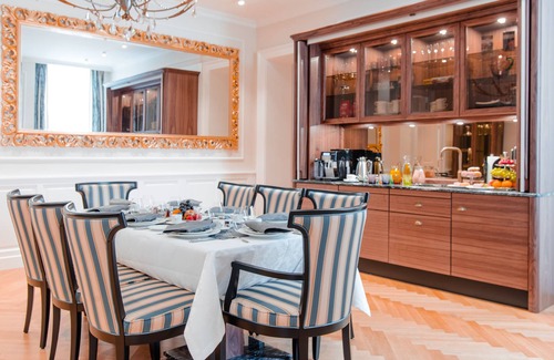 Innere Stadt House | Imperium Residence - One of a kind Boutique Stay