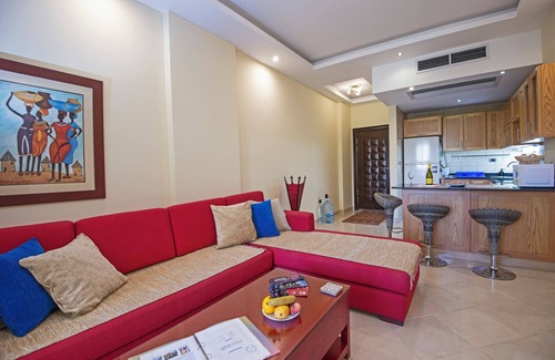 Sahl Hasheeh Apartment | In 5 star hotel Gravity Sahl Hasheesh, amazing familysized beachfront apartment