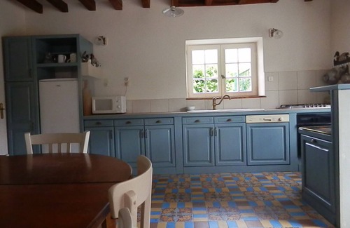 Courcay House | In an enclosed garden, old house near the Loire castles