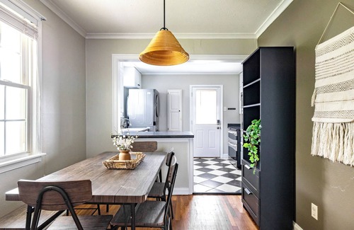Berclair House | In-home fitness; Desk + TV in each bedroom