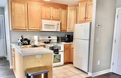 Rocky Hill Apartment | In-Law Suite in Rocky Hill with Private Entrance
