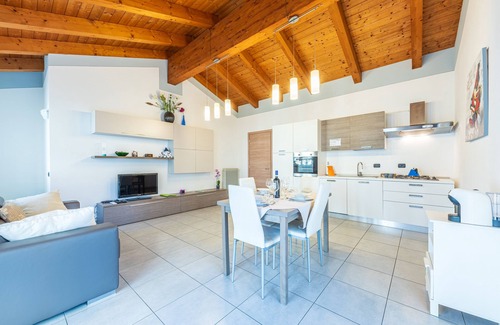Barolo Apartment | In Piazzetta Holiday Apartments, Barolo: UNIT A