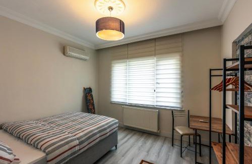 Cihangir Apartment | In the center of Taksim and Galataport 3 Bedrooms 1 Living Room in Apartment