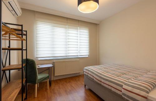 Cihangir Apartment | In the Centre of Taksim and Galataport 3 Bedroom and 1 Living Room