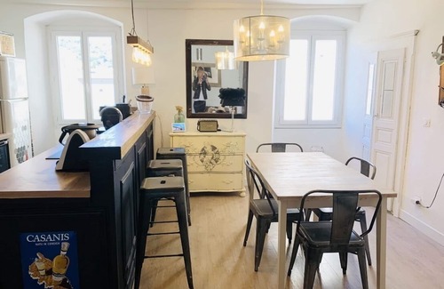 L'Ile-Rousse Apartment | In the heart of Île Rousse! 200 m from the beach