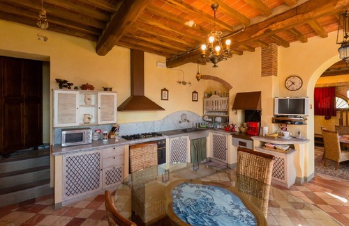Pescia Villa | In the heart of the Tuscan hills