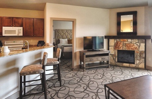 Ingram Resort | In the heart of Texas Hill Country!