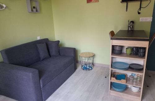 Creysse Cottage | In the LOT, near MARTEL fully renovated gîte with swimming pool
