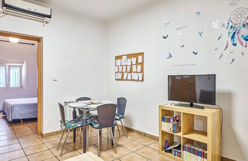 San Martin de la Vega Apartment | In the Madrid metropolitan area, this functional apartment welcomes you.