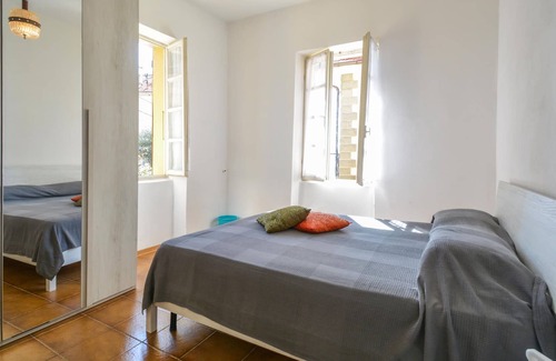 Aquila di Arroscia House | In the mountain village of Aquila D'Arroscia welcomes you this practical vacation home.
