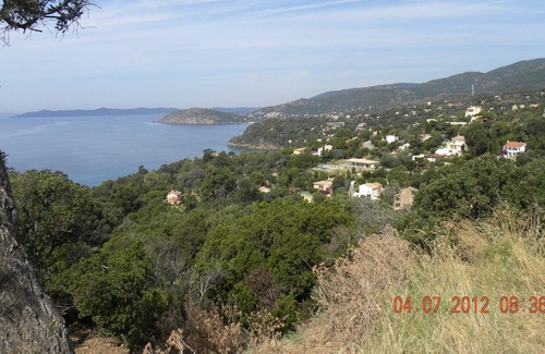 Le Rayol Villa | In the quietness, facing the sea, with a large shaded garden