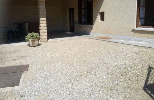 Triors House | In the right corner, seasonal furnished