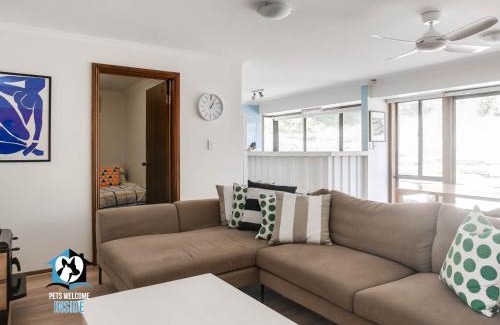 Goolwa South House | In The Sand Dunes & Renovated House