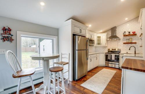 Yardley Apartment | In-Town and Walkable Historic Yardley Retreat!