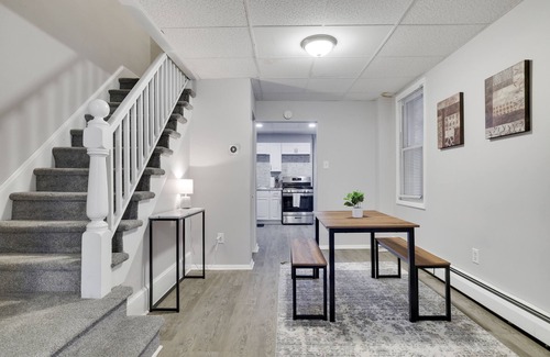 Wilkes-Barre Apartment | In Unit W&D Free Parking Fast Wifi 5 Min Downtown