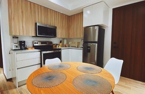 Zona 13 Apartment | Inara Apartment in city center Airport