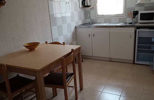 Le Grau-dʼAgde Apartment | Independent F2 on the ground floor of our villa which we live in all year round.
