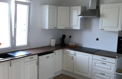 Carly House | independent house in the countryside near cities and sea