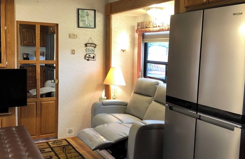 Indian River Cabin | Indian River (Michigan largest Inter Water Way)