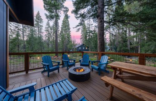 McKinney Estates House | Indigo Owl by AvantStay Cabin w Firepit Minutes to Lake Slopes