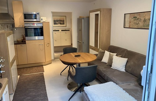 Meusdorf Apartment | Individuelle Ferienwohnung im Grünen Südosten von Leipzig mit Eigener Terrasse