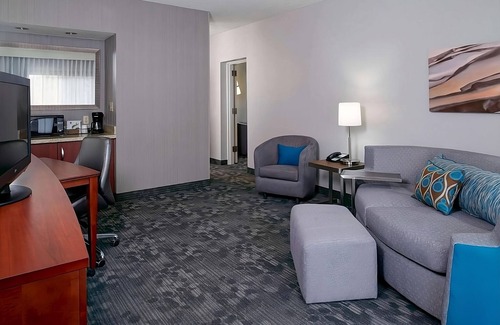 Waldron Hotel | Indulge in Home Like Comfort! Pet-Friendly Property, with Indoor Pool!