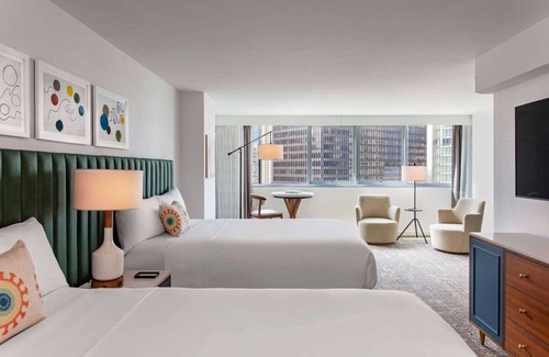 Downtown Chicago Resort | Indulge in Home-Like Comfort! Near Bridgehouse and Chicago River Museum