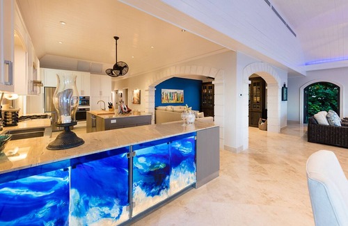 Maxwell Villa | Infinity Escape with sea view beach access