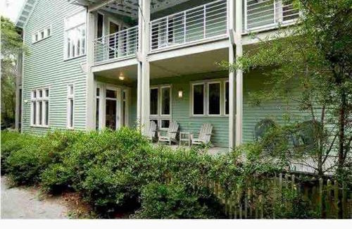 Seaside House | Ingle's Nest in Beautiful Seaside