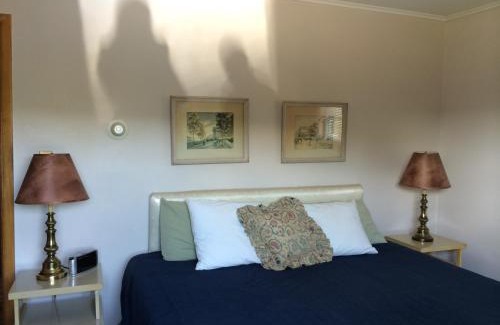 Lake George Hotel | Inn on The Hill
