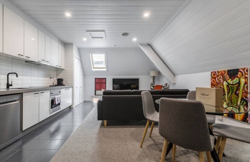 Prahran Apartment | Inner City Living in a Modern Slice of History