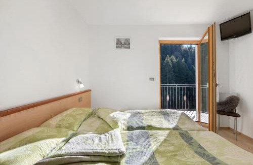 Lauregno House | Innerjerberhof Neiderseit