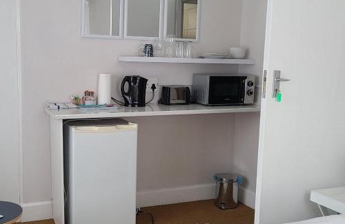 Morningside House | Innes Road Durban Accommodation 2 Bedroom Private Unit A